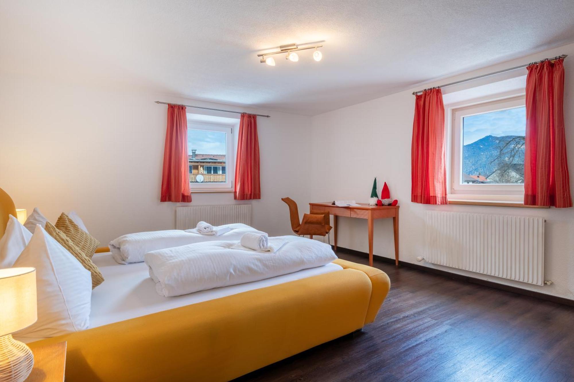 Apartmenthaus Ehrenberg Ehenbichl Екстериор снимка