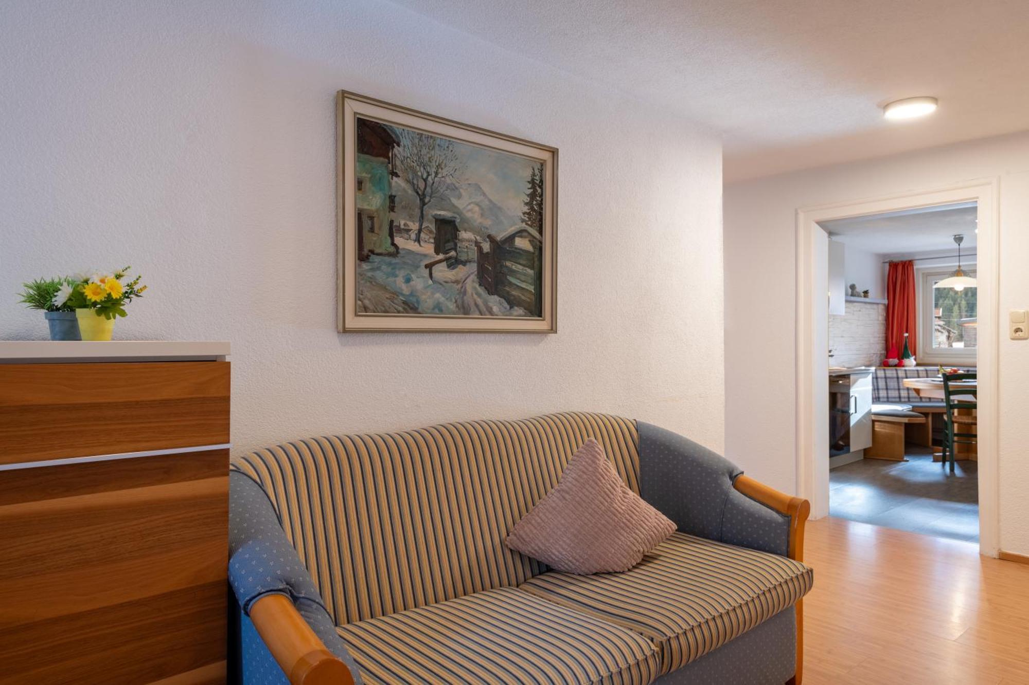 Apartmenthaus Ehrenberg Ehenbichl Екстериор снимка